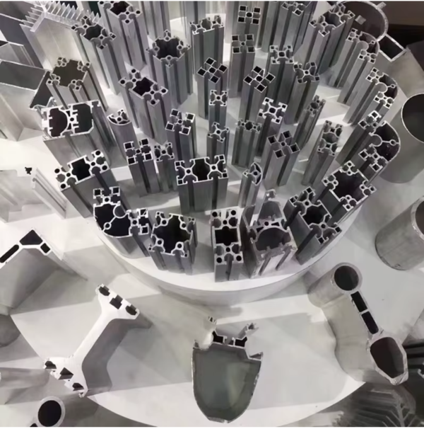 OEM & ODM Aluminum Profiles | Custom Mold Manufacturing for Construction - 图片 3