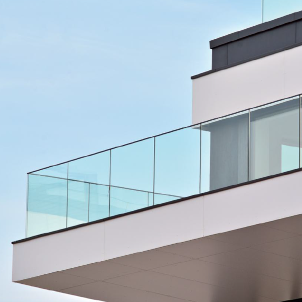 Customizable LED Frameless Glass Railing System Outdoor Aluminum Balcony & Terrace Fence for VillasHotels, Apartments - 图片 7